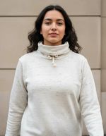 Blusa Manga Longa Cropped Em Moletom Gola Alta Com Amarração
