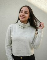 Blusa Manga Longa Cropped Em Moletom Gola Alta Com Amarração