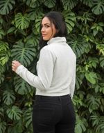 Blusa Manga Longa Cropped Em Moletom Gola Alta Com Amarração