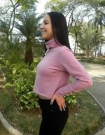 Blusa Manga Longa Cropped Em Moletom Gola Alta Com Amarração