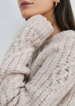 Blusão Feminino Decote V Em Tricô Texturizado Bege M