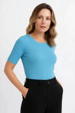 Blusa Feminina Básica Em Ribana