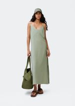 Vestido Midi Em Peach Touch Com Fenda