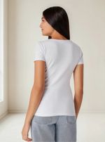 Blusa Básica Manga Curta Em Malha De Algodão