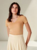 Blusa Básica Manga Curta Em Malha De Algodão