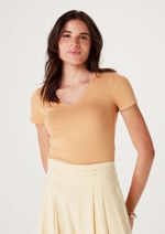 Blusa Básica Manga Curta Em Malha De Algodão