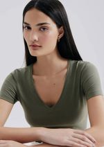 Blusa Básica Manga Curta Em Malha De Algodão
