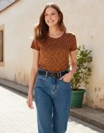 Blusa Feminina Manga Curta Em Malha De Algodão Estampada
