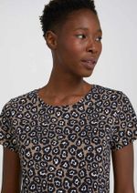 Blusa Feminina Manga Curta Em Malha De Algodão Estampada