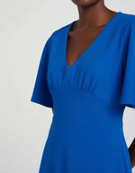 Vestido Curto Evasê Decote Em V