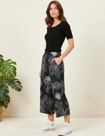 Calça Feminina Pantacourt Cintura Alta Em Viscose