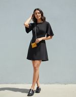 Vestido Curto Evasê Com Mangas Godê Preto G