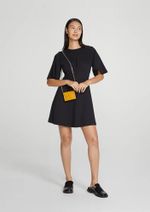 Vestido Curto Evasê Com Mangas Godê Preto G