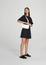 Vestido Curto Evasê Com Mangas Godê Preto G