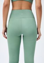 Calça Legging Esportiva Feminina Com Fio Lycra®