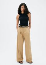 Calça Feminina Cintura Alta Em Alfaiataria