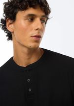 Camiseta Masculina Henley Texturizada