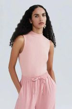Regata Básica Feminina Gola Alta Em Ribana