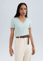 Blusa Básica Feminina Em Algodão Com Decote V