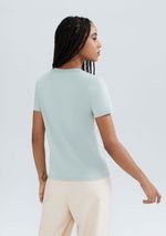 Blusa Básica Feminina Em Algodão Com Decote V