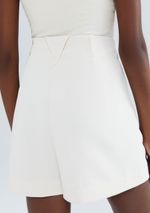 Shorts Feminino Cintura Alta Em Alfaiataria