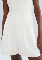 Shorts Feminino Cintura Alta Em Alfaiataria