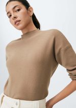 Blusão Feminino Gola Alta Em Tricô