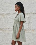 Vestido Curto Evasê Estampado Em Viscolinho