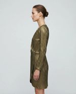 Vestido Elaborado Em Shape Ajustado E Decote Transpassado 