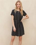 Vestido Curto Com Amarração Estampado