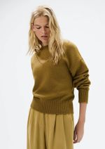 Blusão Básico Feminino Em Tricô