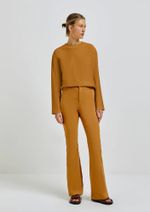 Calça Feminina Flare Em Viscose Com Elastano