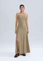 Vestido Longo Evasê Com Fenda Eco