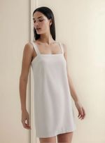 Vestido Curto Em Viscose Creponada