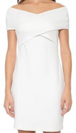 Vestido Curto Com Decote Transpassado