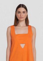 Vestido Curto Com Vazado Decote Em V