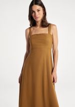 Vestido Midi Evasê Alças Médias Rústico Com Linho