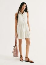Vestido Curto Evasê Com Botões E Recortes
