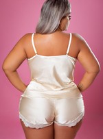 BABY DOLL PEROLA EM CETIM E RENDA PLUS SIZE