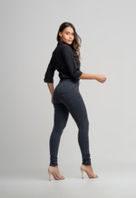 Calça Feminina Skinny