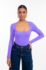 Body decote quadrado roxo