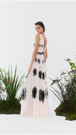 Vestido longo plissado com flores de renda