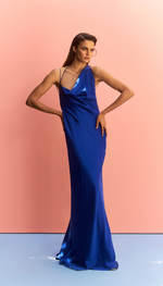 Vestido longo decote assimétrico com 3 alças