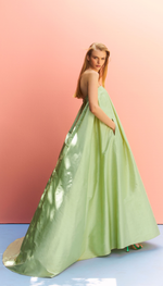 Vestido longo tomara que caia em shantung de seda