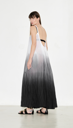 Vestido longo evasê, em voil de algodão