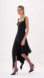 Vestido mídi coquetel com babados assimétricos