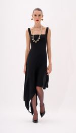Vestido mídi coquetel com babados assimétricos