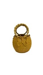 Bolsa redonda serpui butterfly com alça de bambu