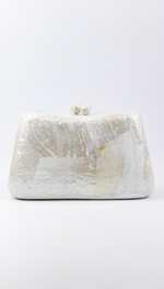 Clutch de festa em madrepérola off white