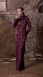 Vestido longo em renda italiana de lã
